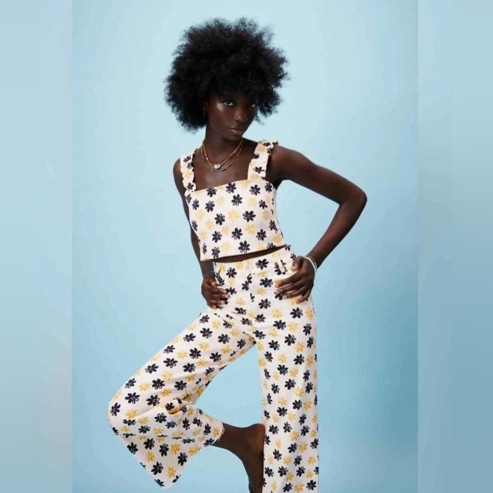 Zara The Marine Straight Fit Jeans Daisy Flower Pattern Wide Leg Offwhite Size 8